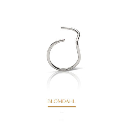 Nose Ring 8 mm SFJ - right nostril piercing