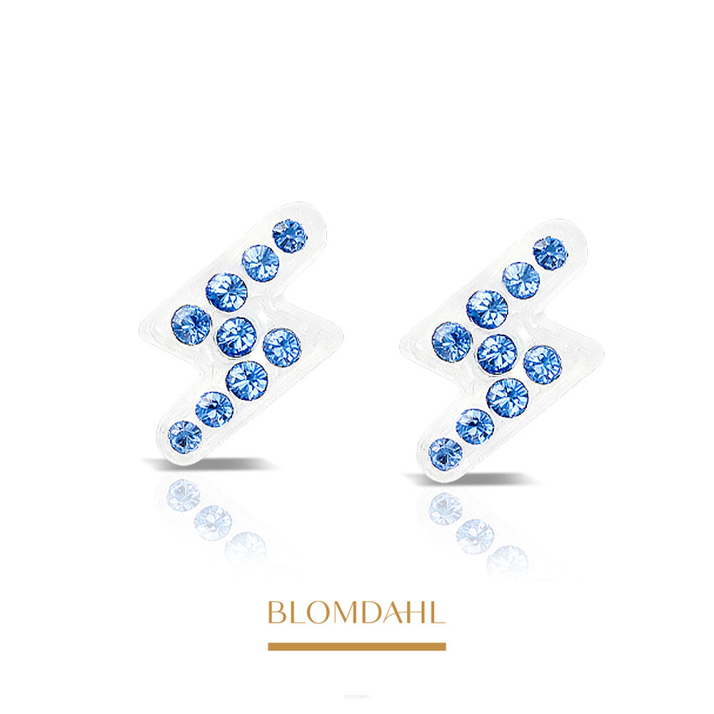 Kolczyki hipoalergiczne, kolczyki antyalergiczne, kolczyki plastikowe, kolczyki Brilliance Flash Sapphire z plastiku medycznego, w kształcie błyskawicy z plastiku medycznego, Blomdahl, alergia na nikiel, alergia kontaktowa skóry, plastik medyczny, bezpieczne kolczyki, kolczyki z kryształami Swarovskiego, kolczyki ze sztyftem, biżuteria hipoalergiczna, Blomdahl.