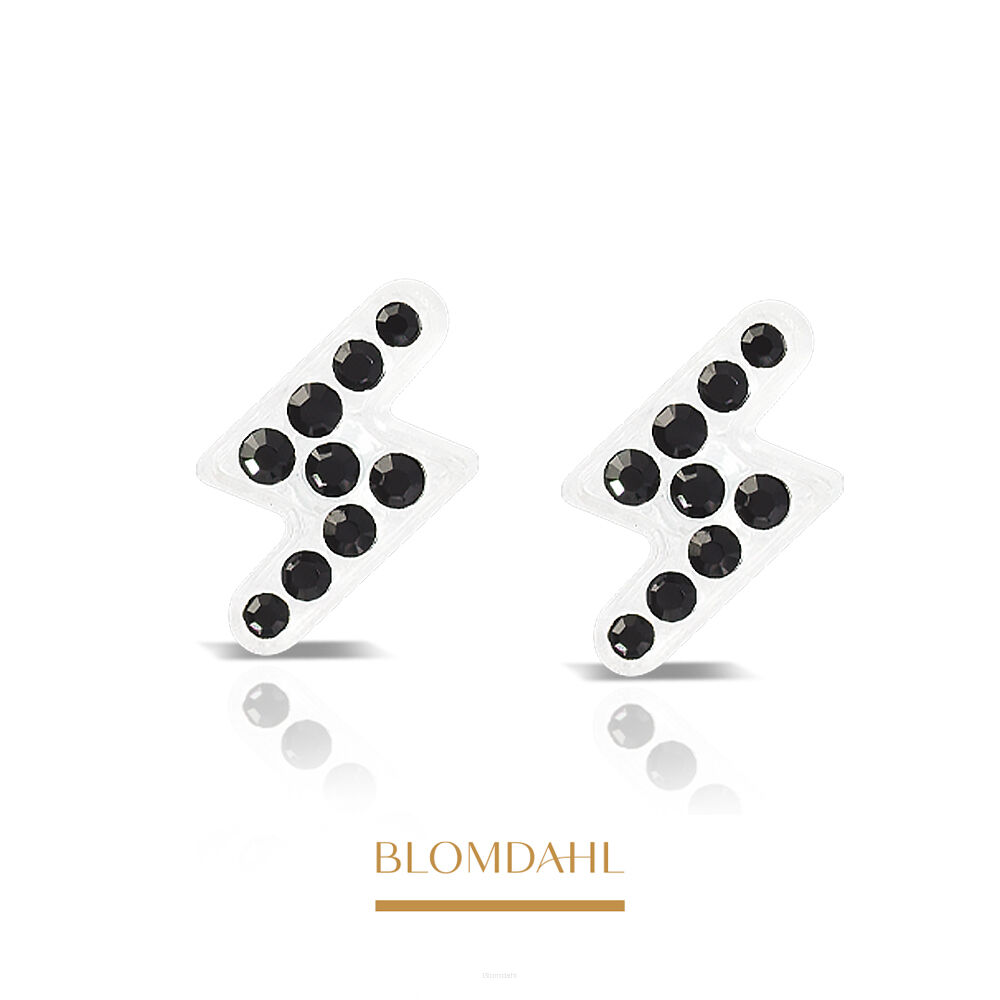 Kolczyki hipoalergiczne, kolczyki antyalergiczne, kolczyki plastikowe, kolczyki Brilliance Flash Jet z plastiku medycznego, w kształcie błyskawicy z plastiku medycznego, Blomdahl, alergia na nikiel, alergia kontaktowa skóry, plastik medyczny, bezpieczne kolczyki, kolczyki z kryształami Swarovskiego, kolczyki ze sztyftem, biżuteria hipoalergiczna, Blomdahl.